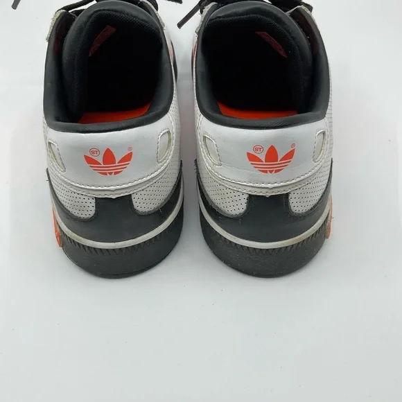 Adidas Ciero ST Skateboarding Sneakers - Picture 3 of 6